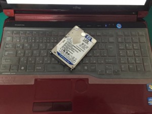 FUJITSU_AH77_H_hdd