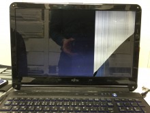 液晶割れ FMV LIFEBOOK AH54G FMVA54GB