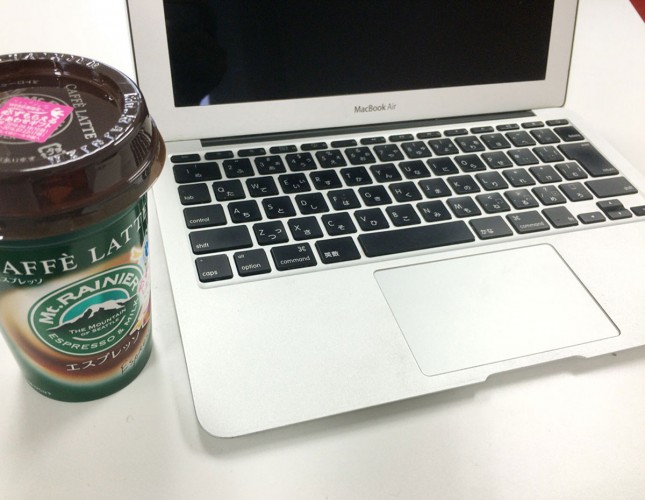 コーヒーをこぼして起動しないMacbookAir