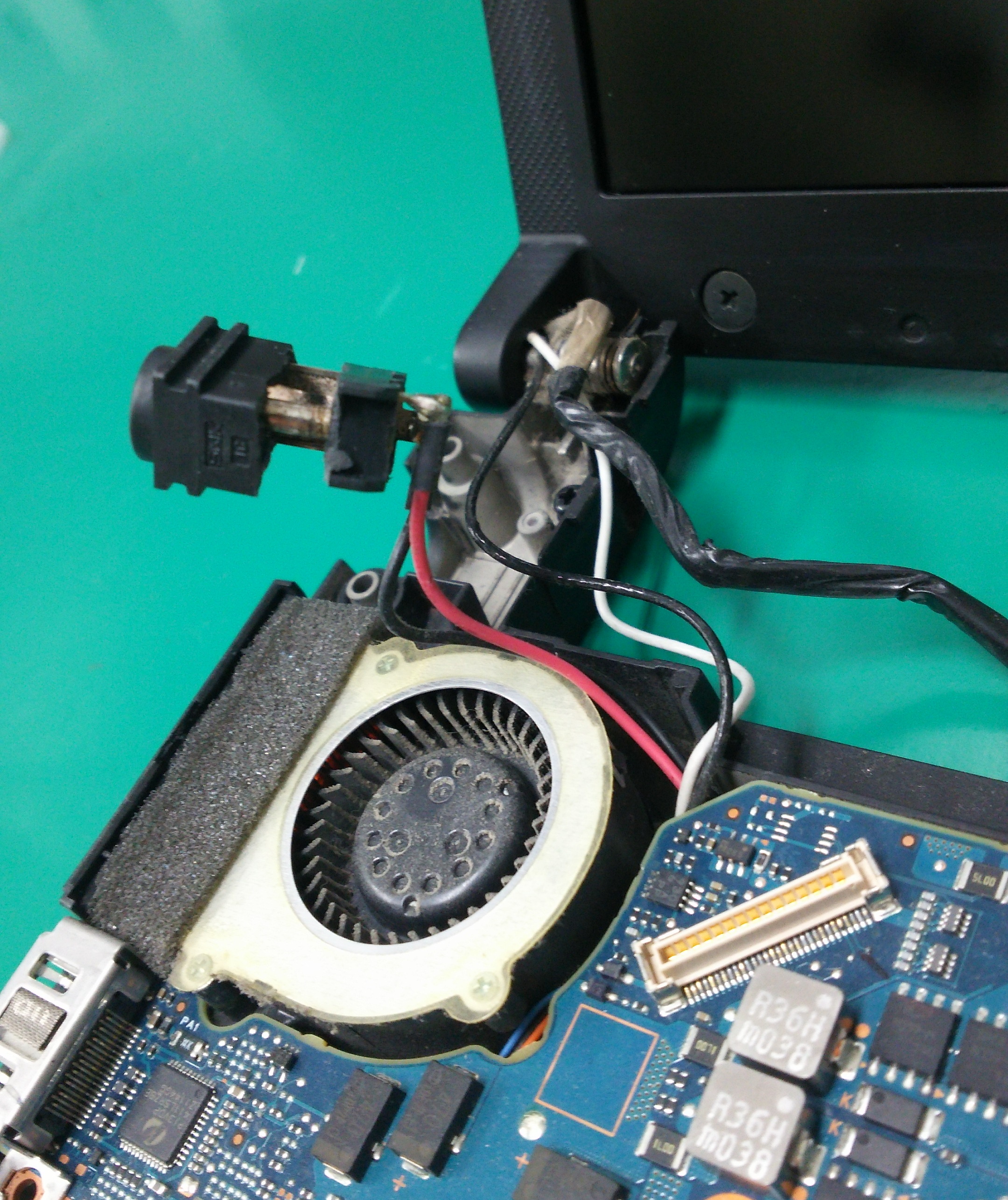 Panasonic CF-J10 充電が出来なくなった | パソコン修理・データ復旧 PC Fixs