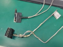 ASUS液晶ケーブル交換(1)