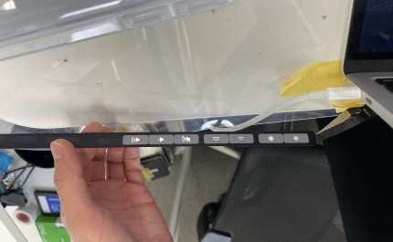 21C2E310-270C-4A60-9964-67CE5BF0B8BE