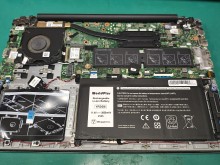 Dell / Inspiron 14 5485 キーボード側からカップラーメンの汁をこぼした