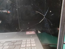 ASUS Vivobook Pro 16X OLED (N7600P)：画面割れ・暗転トラブルによるOLED